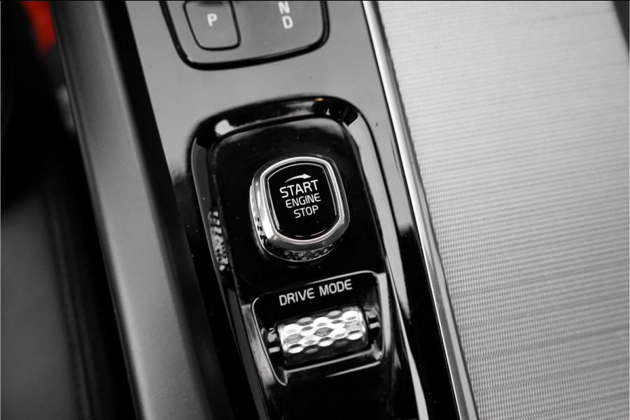 Volvo XC60 2.0 B5 Inscription R-Design Pano Trekhaak Harman/Kardon