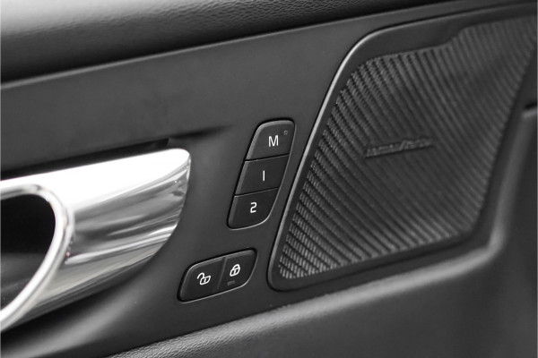 Volvo XC60 2.0 B5 Inscription R-Design Pano Trekhaak Harman/Kardon