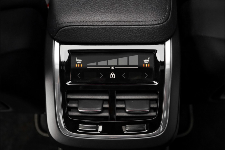 Volvo XC60 2.0 B5 Inscription R-Design Pano Trekhaak Harman/Kardon