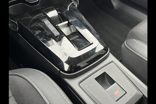 Citroën C3 Aircross 1.2 Hybrid 145pk Max STOEL + STUURWIELVERWARMING | WINTERPAKKET | CAMERA | HEAD-UP DISPLAY| FABRIEKSGARANTIE | ALL IN PRIJS RIJKLAAR |