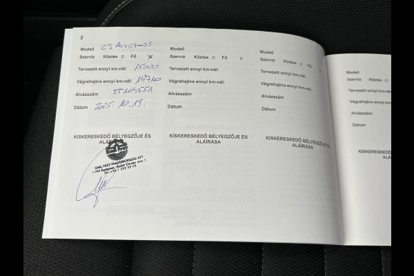 Citroën C3 Aircross 1.2 Hybrid 145pk Max STOEL + STUURWIELVERWARMING | WINTERPAKKET | CAMERA | HEAD-UP DISPLAY| FABRIEKSGARANTIE | ALL IN PRIJS RIJKLAAR |