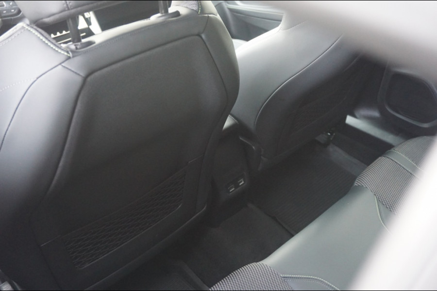 Peugeot 2008 1.2 Hybrid GT | AUTOMAAT | 145PK | CAMERA | CARPLAY