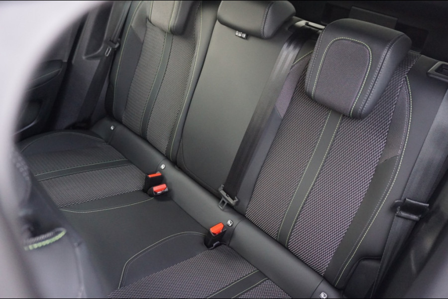 Peugeot 2008 1.2 Hybrid GT | AUTOMAAT | 145PK | CAMERA | CARPLAY