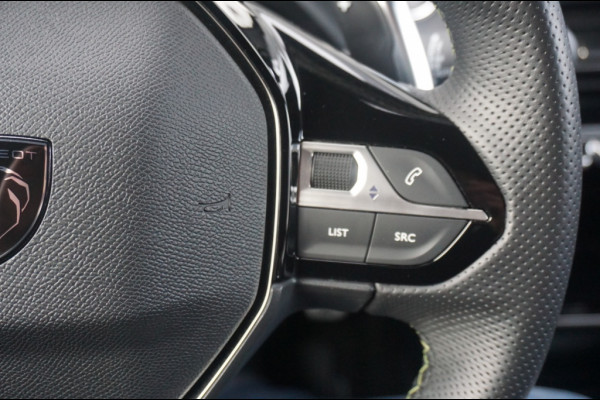 Peugeot 2008 1.2 Hybrid GT | AUTOMAAT | 145PK | CAMERA | CARPLAY