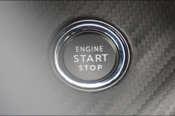 Peugeot 2008 1.2 Hybrid GT | AUTOMAAT | 145PK | CAMERA | CARPLAY