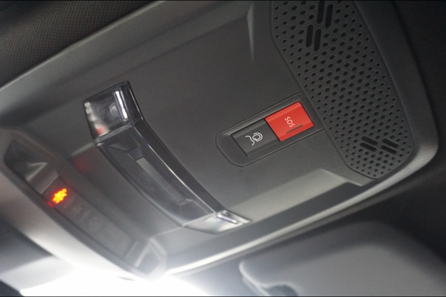 Peugeot 2008 1.2 Hybrid GT | AUTOMAAT | 145PK | CAMERA | CARPLAY