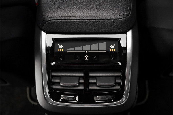 Volvo XC60 2.0 B5 Inscription R-Design Pano Trekhaak Harman/Kardon