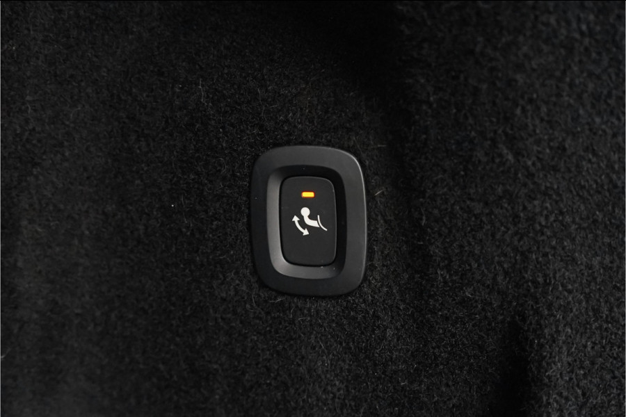 Volvo XC60 2.0 B5 Inscription R-Design Pano Trekhaak Harman/Kardon