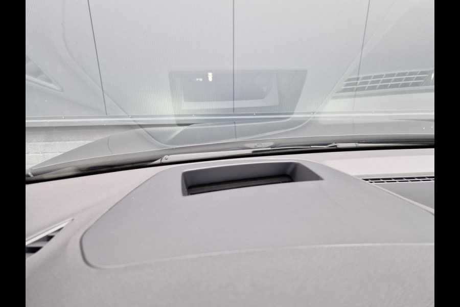 Volkswagen Golf 1.5 eHybrid 50 Edition /Panoramadak /IQ drive /IQ Light