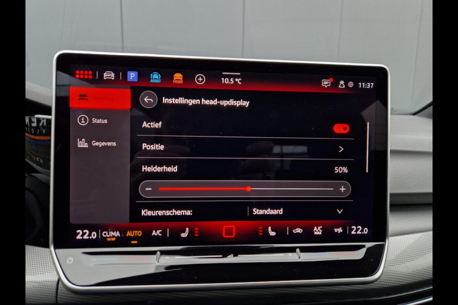 Volkswagen Golf 1.5 eHybrid 50 Edition /Panoramadak /IQ drive /IQ Light