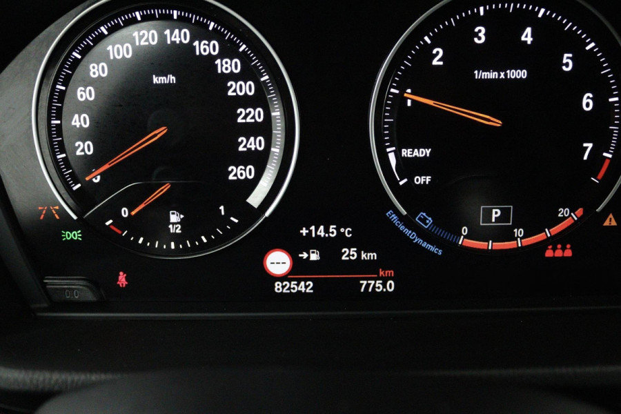 BMW X1 SDrive20i High Executive M Sport (M-PAKKET, STOELVERWARMING, NAVIGATIE, CRUISE CONTROL ADAPTIEF, AUTOMAAT, PARKEERSENSOREN