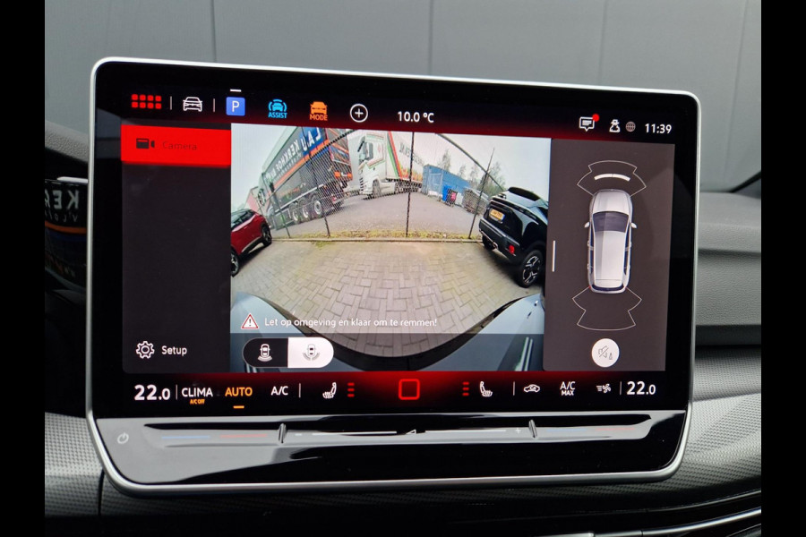 Volkswagen Golf 1.5 eHybrid 50 Edition /Panoramadak /IQ drive /IQ Light