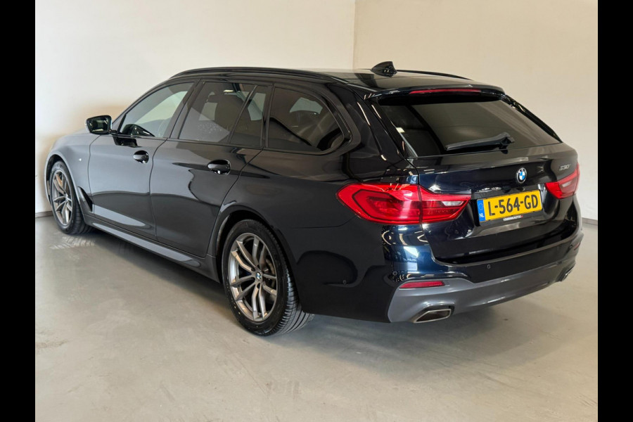 BMW 5 Serie Touring 530i M Sport / Adaptive / Leder / Camera