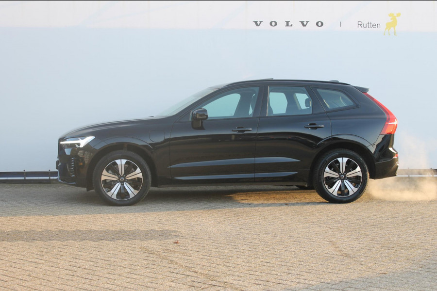 Volvo XC60 T6 Plug-in hybrid 350PK AWD Plus Dark Lederen bekleding / Cruise Control / Panoramisch schuif-kanteldak / Google infotainment incl navigatie / Elektrisch bedienbare voorstoelen met geheugen