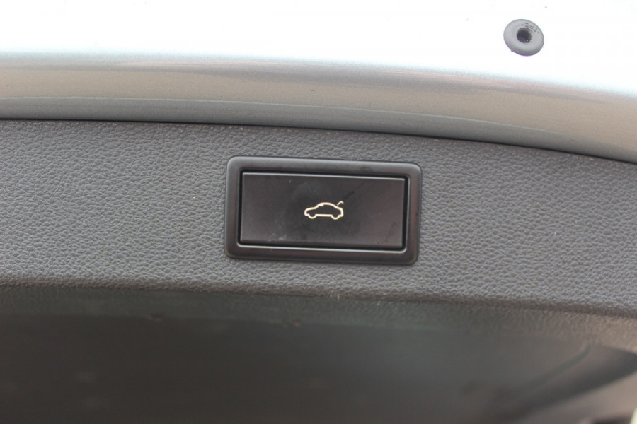 Škoda Kodiaq 1.4 TSI Ambition Business 5p. / CarPlay / Keyless / Navigatie / 18'' / Elektr. achterklep / LED Koplampen / DAB / Cruise Control