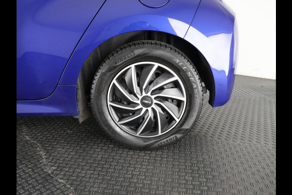 Toyota Yaris 1.5 HYBRID NAVIGATIE AUTOMAAT 1e EIG GARANTIE 2033 . CAMERA . APPLE CARPLAY & ANDROID AUTO