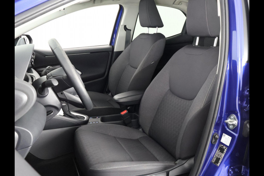 Toyota Yaris 1.5 HYBRID NAVIGATIE AUTOMAAT 1e EIG GARANTIE 2033 . CAMERA . APPLE CARPLAY & ANDROID AUTO