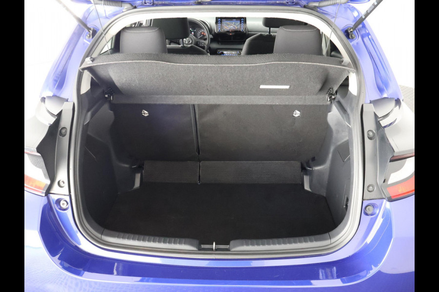 Toyota Yaris 1.5 HYBRID NAVIGATIE AUTOMAAT 1e EIG GARANTIE 2033 . CAMERA . APPLE CARPLAY & ANDROID AUTO