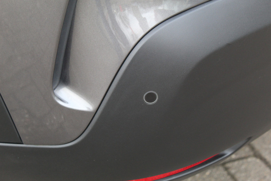 Citroën C4 Cactus 1.2 PureTech Business , 110pk , Dealer onderhouden Climate control , Bluetooth , Navigatie, Parkeersensoren achter LED Dag rijverlichting , Elek. ramen voor