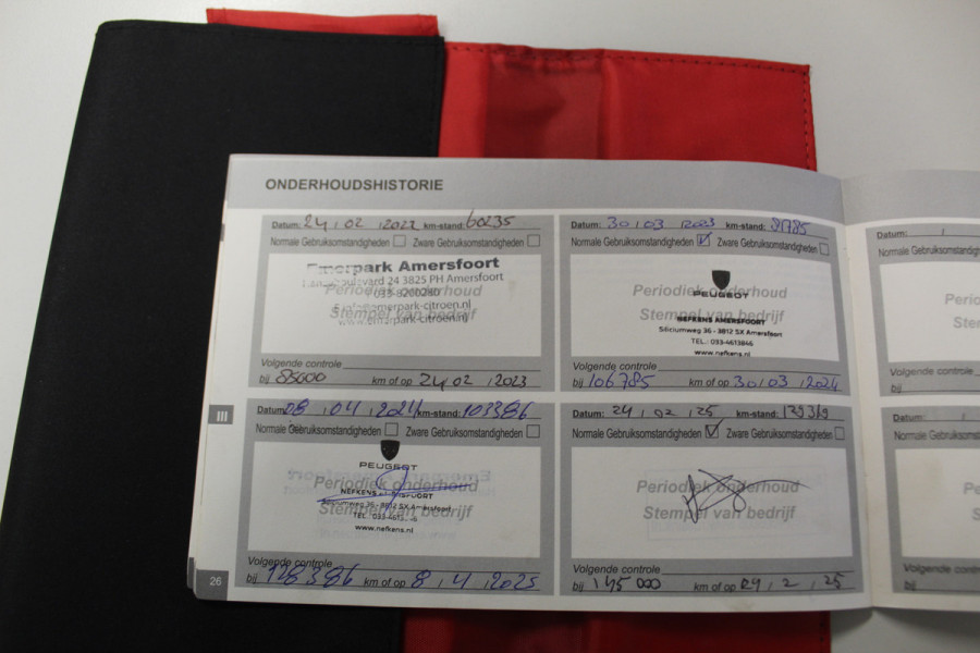 Citroën C4 Cactus 1.2 PureTech Business , 110pk , Dealer onderhouden Climate control , Bluetooth , Navigatie, Parkeersensoren achter LED Dag rijverlichting , Elek. ramen voor