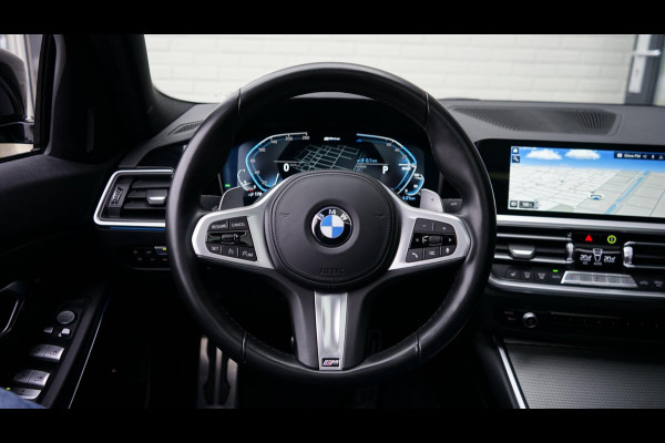 BMW 3-serie 320e M-Sport Shadow Line AUTOMAAT-360 CAMERA-ALCANTARA-AMBIANCE-CARBON-CRUISE-FULL LED-KEYLESS-MEMORY-PANORAMA
