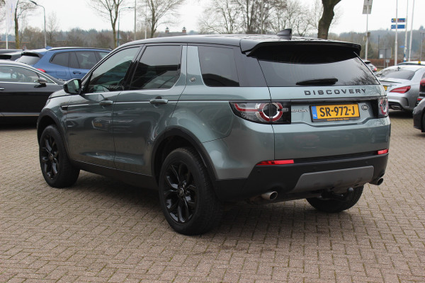 Land Rover Discovery Sport 2.0 TD4 Urban Series SE Dynamic / Trekhaak / Panoramadak / Camera / Leder / 19'' / Meridian / Navigatie / Stuur+Stoelverwarming / Cruise Control
