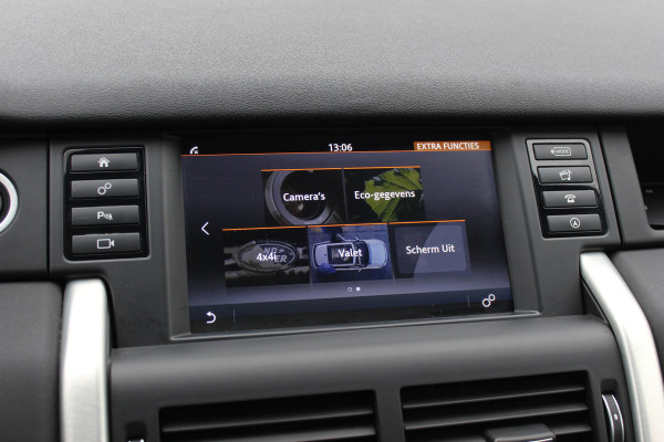 Land Rover Discovery Sport 2.0 TD4 Urban Series SE Dynamic / Trekhaak / Panoramadak / Camera / Leder / 19'' / Meridian / Navigatie / Stuur+Stoelverwarming / Cruise Control
