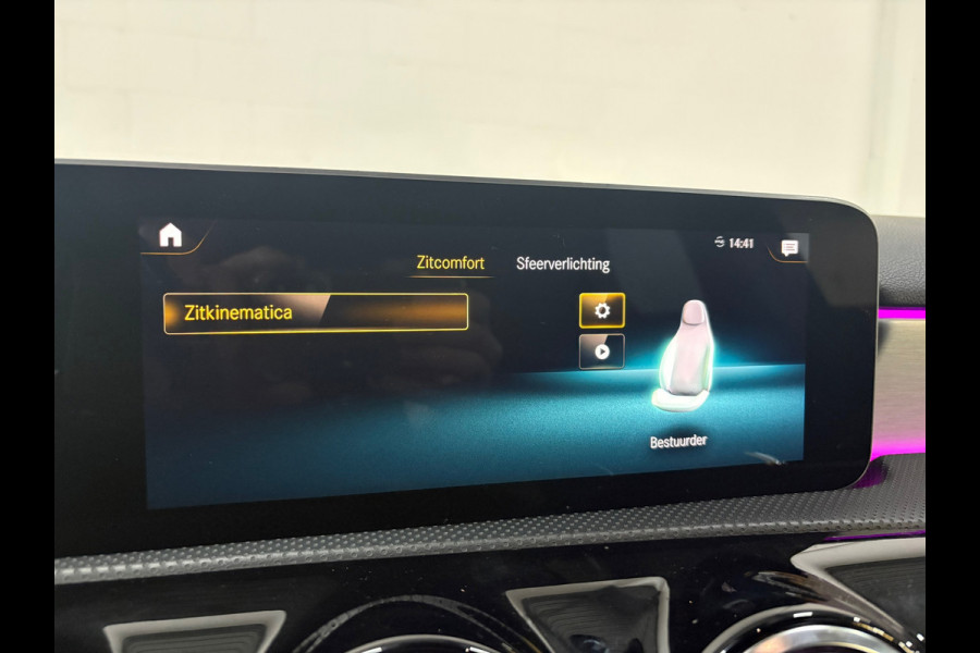 Mercedes-Benz A-Klasse 200 AMG Pano*Sfeer*Memory*Cam