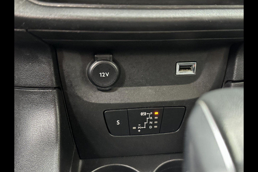 Citroën C3 1.2 PureTech Shine Pack - AUTOMAAT I Navigatie / Apple CarPlay I Airco I Sport velgen I PDC I