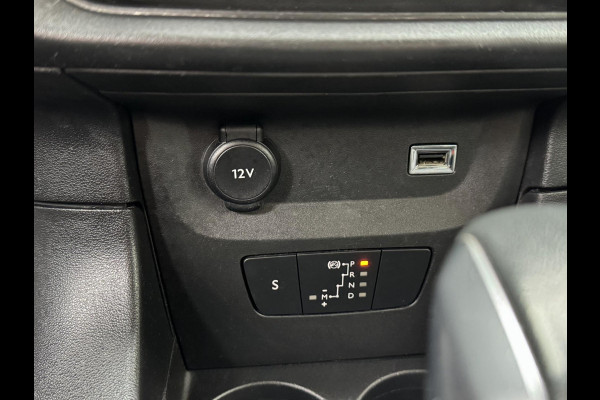 Citroën C3 1.2 PureTech Shine Pack - AUTOMAAT I Navigatie / Apple CarPlay I Airco I Sport velgen I PDC I