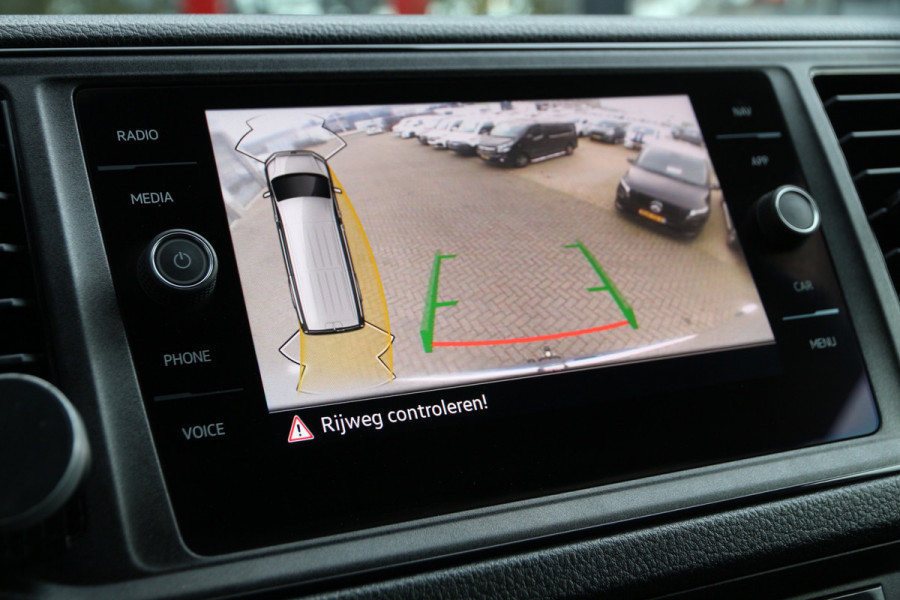 Volkswagen Crafter 2.0 TDI 140 L3H3 | Aut. | 3T trekgewicht | Navi | Camera | Airco..