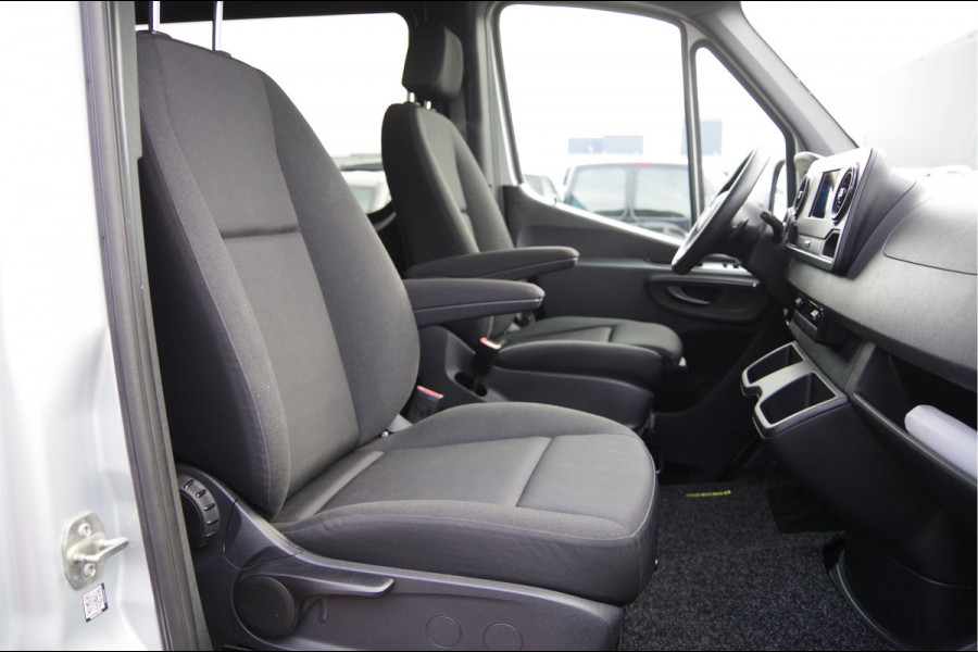 Mercedes-Benz Sprinter 319 3.0 CDI V6 L2H2 AUT. DC-5P, LED, STANDKACHEL, MBUX, CAMERA, NAVI, CRUISE, CLIMA, DUBBELE CABINE, DUBBEL CABINE