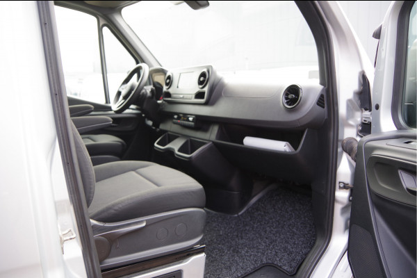 Mercedes-Benz Sprinter 319 3.0 CDI V6 L2H2 AUT. DC-5P, LED, STANDKACHEL, MBUX, CAMERA, NAVI, CRUISE, CLIMA, DUBBELE CABINE, DUBBEL CABINE