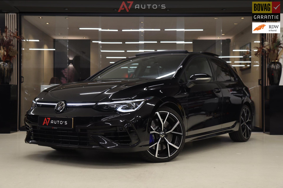 Volkswagen Golf 2.0 TSI R 4Motion AKRAP/PANO/HEADUP/IQ/H-K/BOMVOL