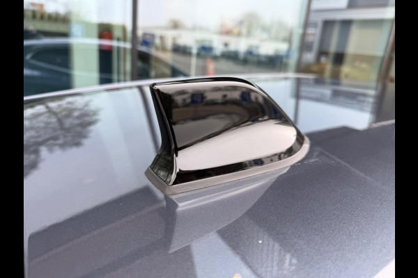 Renault Clio 1.6 E-Tech Hybrid R.S. Line - Automaat - Navi - Climate - Camera - Org.NL