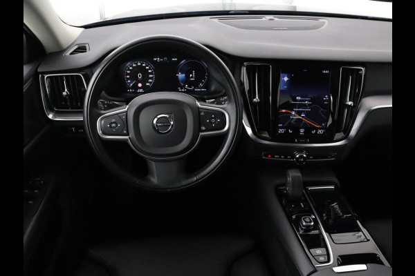 Volvo V60 2.0 T8 Recharge AWD Inscription | Panoramadak | Trekhaak | Stoel & stuurverwarming | Carplay | Harman/Kardon | Navigatie | Achterbankverwarming | Cruise control | PHEV | Plug In