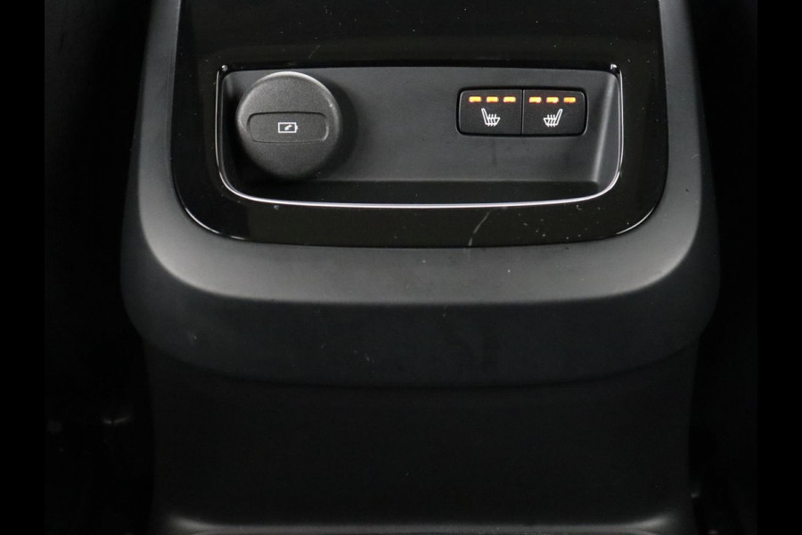 Volvo V60 2.0 T8 Recharge AWD Inscription | Panoramadak | Trekhaak | Stoel & stuurverwarming | Carplay | Harman/Kardon | Navigatie | Achterbankverwarming | Cruise control | PHEV | Plug In