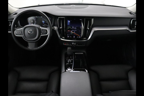 Volvo V60 2.0 T8 Recharge AWD Inscription | Panoramadak | Trekhaak | Stoel & stuurverwarming | Carplay | Harman/Kardon | Navigatie | Achterbankverwarming | Cruise control | PHEV | Plug In