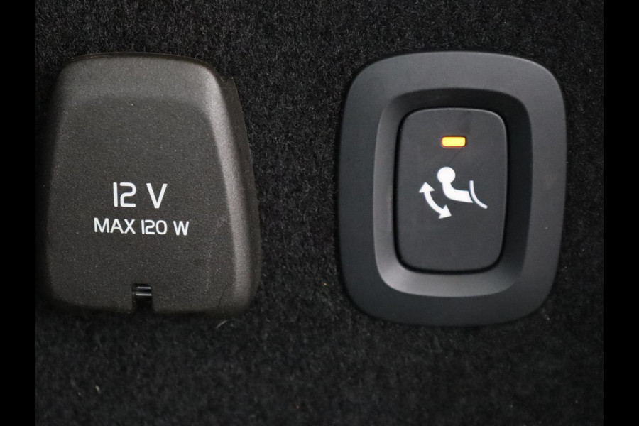 Volvo V60 2.0 T8 Recharge AWD Inscription | Panoramadak | Trekhaak | Stoel & stuurverwarming | Carplay | Harman/Kardon | Navigatie | Achterbankverwarming | Cruise control | PHEV | Plug In
