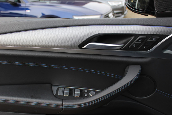 BMW X3 M40i xDrive High Exe. M Sport. / Trekhaak / Panoramadak / Camera / Leder / 20'' / Navigatie / Stoelverwarming / ACC