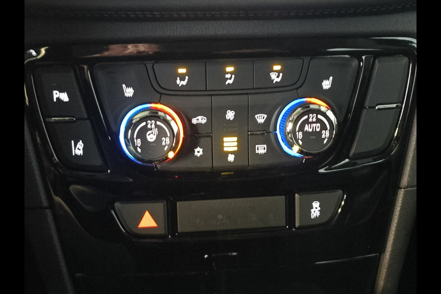 Opel Mokka X 1.4 Turbo Innovation Rijklaar + 12 maanden Bovag-garantie Henk Jongen Auto's in Helmond,  al 50 jaar service zoals 't hoort!