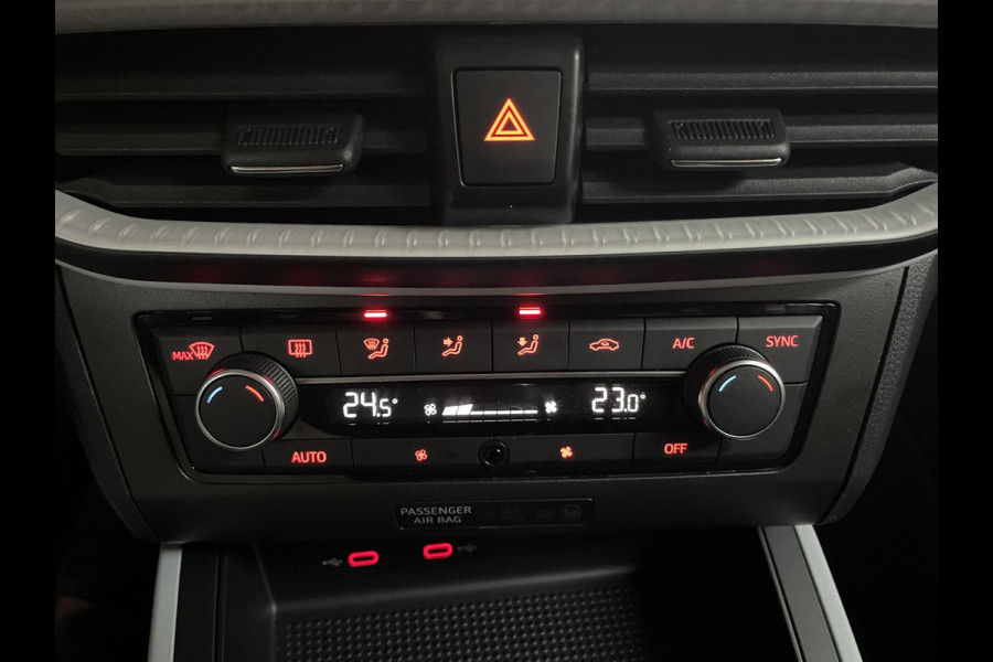Seat Arona 1.0 TSI Style Navigatie Apple Carplay/ Android Auto Parkeersensoren achter Full LED Cruise Control Climate Control Bluetooth Lichtmetalen velgen