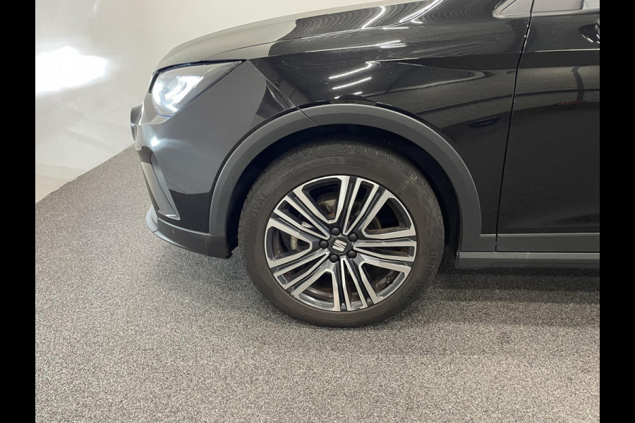 Seat Arona 1.0 TSI Style Navigatie Apple Carplay/ Android Auto Parkeersensoren achter Full LED Cruise Control Climate Control Bluetooth Lichtmetalen velgen