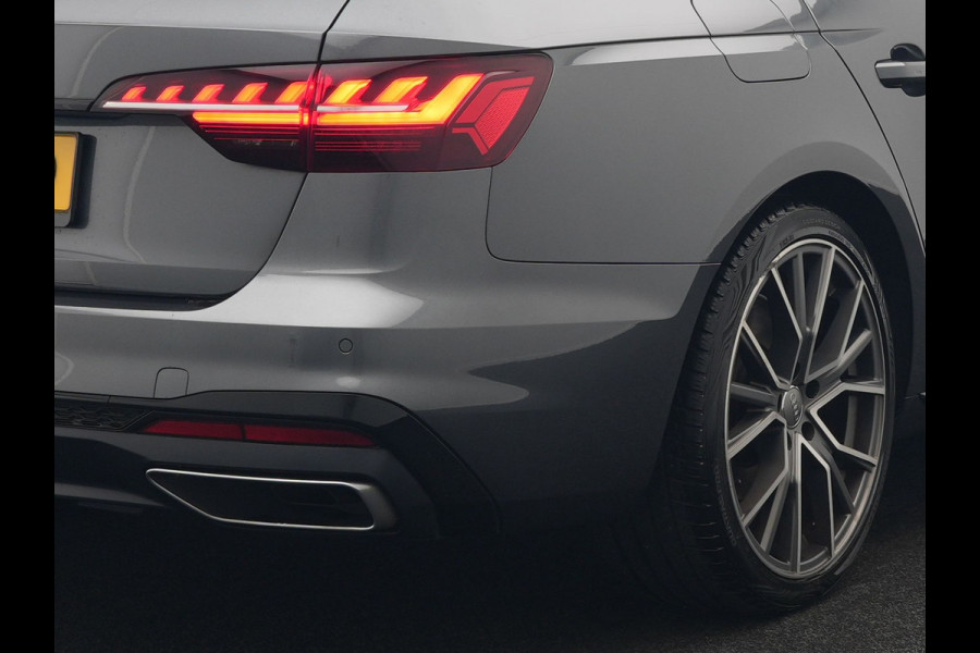 Audi A4 Avant 35 TFSI S Line 150pk Dealer O.H. | 2x S Line | Trekhaak Afn. | 19"L.M  | Sportstoelen Verwarmd | Virtual Cockpit | Sfeerverlichting | Matrix LED | Keyless | Apple Carplay | Navigatie | DAB |