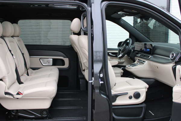 Mercedes-Benz V-Klasse 300d / DC / AMG / 4-matic / Panorama / 360 Cam / 2x Elec Schuifd / Burmester / Vol Opties / NIEUWSTAAT