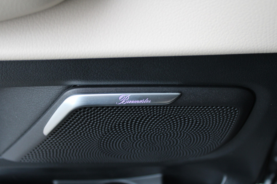 Mercedes-Benz V-Klasse 300d / DC / AMG / 4-matic / Panorama / 360 Cam / 2x Elec Schuifd / Burmester / Vol Opties / NIEUWSTAAT