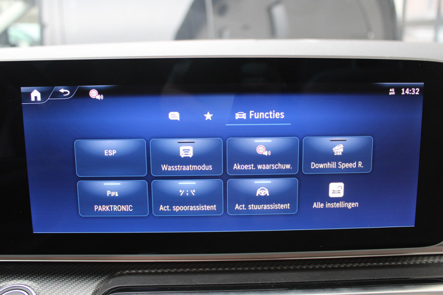 Mercedes-Benz V-Klasse 300d / DC / AMG / 4-matic / Panorama / 360 Cam / 2x Elec Schuifd / Burmester / Vol Opties / NIEUWSTAAT