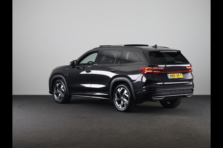 Škoda Kodiaq 1.5 TSI PHEV Sportline Business 204 pk Automaat (DSG) | Verlengde garantie | Navigatie | Panoramadak | Trekhaak (wegklapbaar) | Parkeersensoren | Achteruitrijcamera | Stoelverwarming v/a |