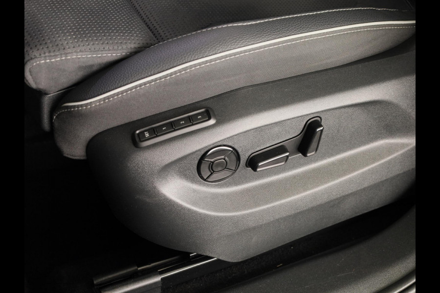 Škoda Kodiaq 1.5 TSI PHEV Sportline Business 204 pk Automaat (DSG) | Verlengde garantie | Navigatie | Panoramadak | Trekhaak (wegklapbaar) | Parkeersensoren | Achteruitrijcamera | Stoelverwarming v/a |