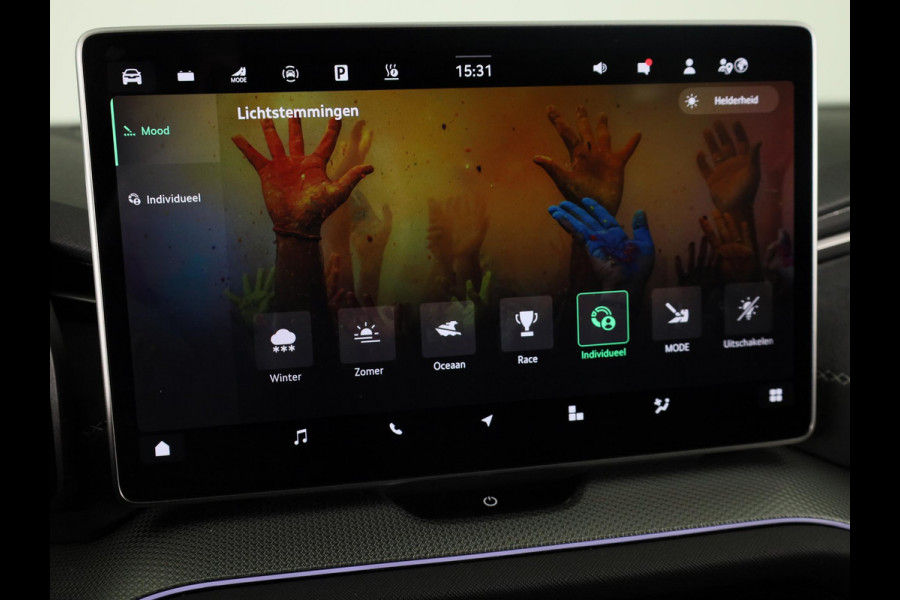 Škoda Kodiaq 1.5 TSI PHEV Sportline Business 204 pk Automaat (DSG) | Verlengde garantie | Navigatie | Panoramadak | Trekhaak (wegklapbaar) | Parkeersensoren | Achteruitrijcamera | Stoelverwarming v/a |